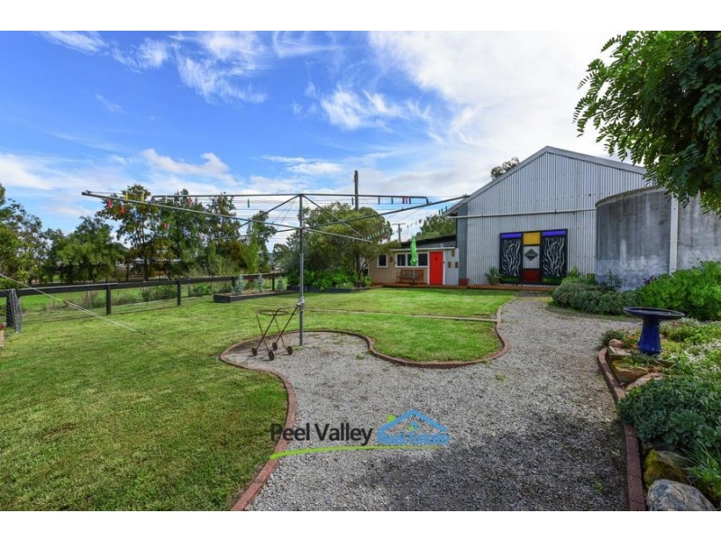 42 Roses Lane, Kootingal NSW 2352
