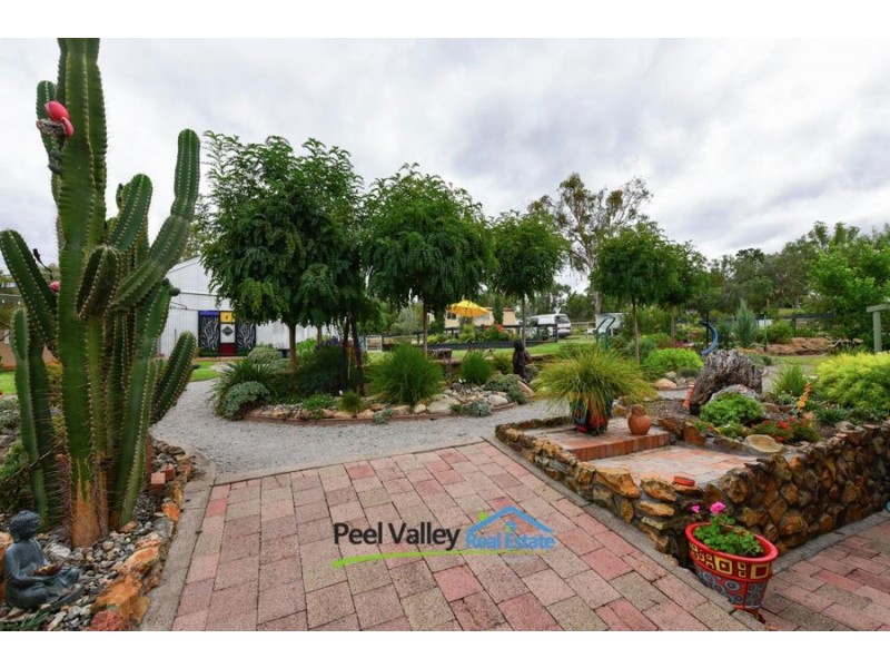 42 Roses Lane, Kootingal NSW 2352