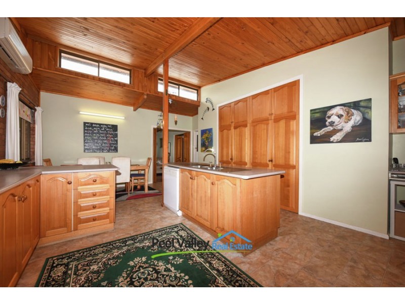 42 Roses Lane, Kootingal NSW 2352