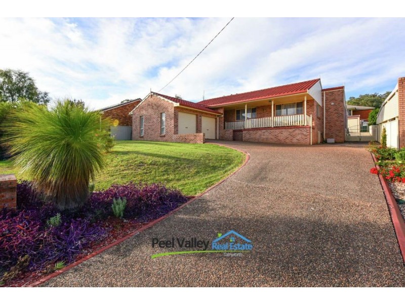 8 Brolga Way, Tamworth NSW 2340
