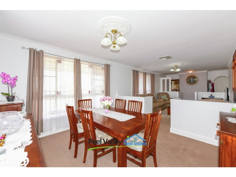 8 Brolga Way, Tamworth NSW 2340