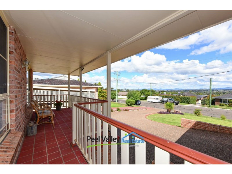 8 Brolga Way, Tamworth NSW 2340