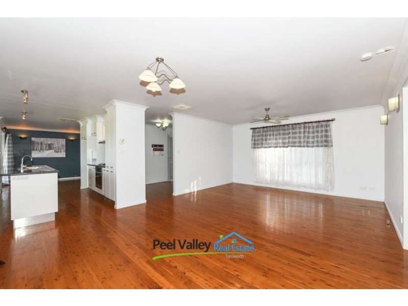 5 Lawrence Avenue, Tamworth NSW 2340