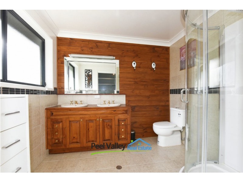 5 Lawrence Avenue, Tamworth NSW 2340
