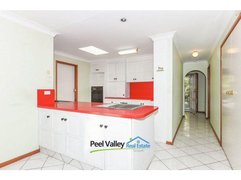 4 Baringa Place, Tamworth NSW 2340