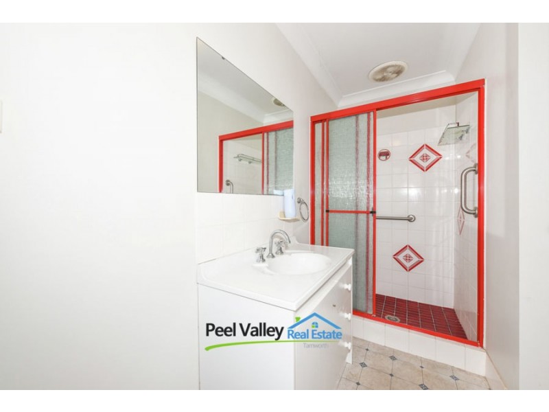 4 Baringa Place, Tamworth NSW 2340