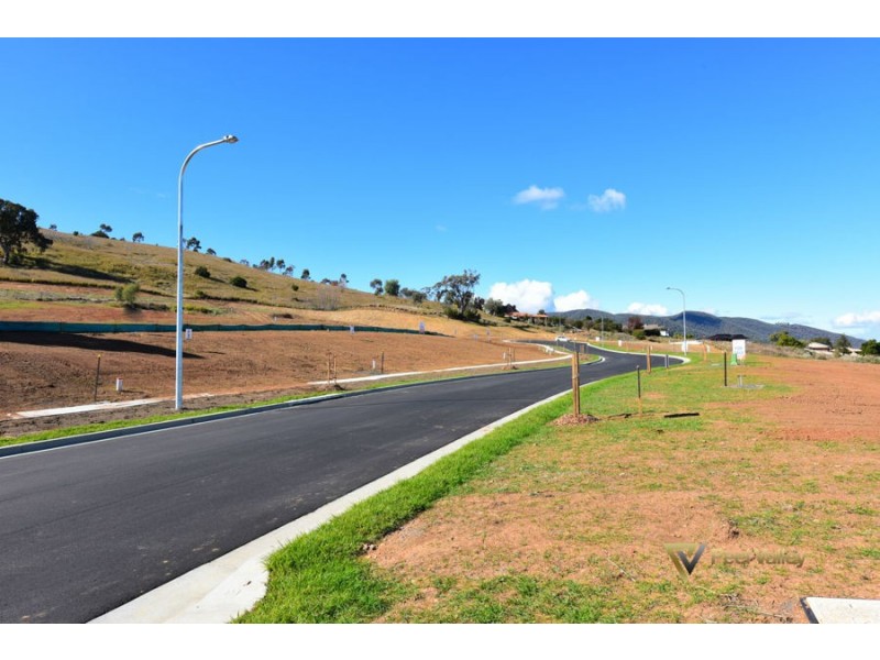 Conway Close, Tamworth NSW 2340