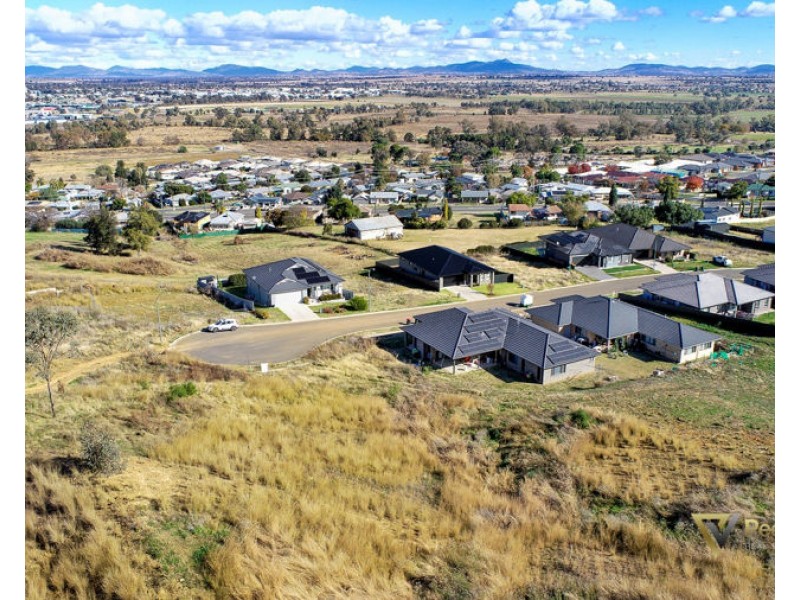23 Conway Close, Tamworth NSW 2340