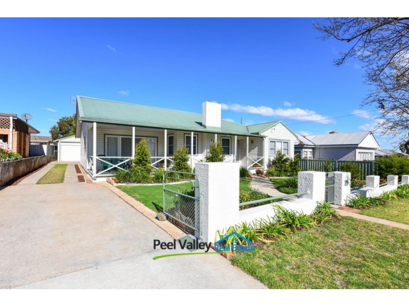 113 Piper Street, Tamworth NSW 2340