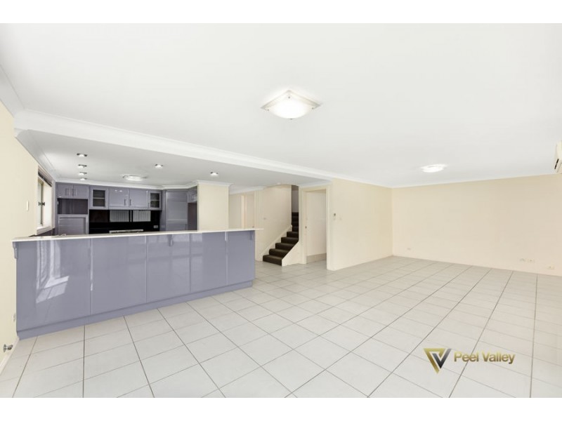 9A The Grove, Tamworth NSW 2340
