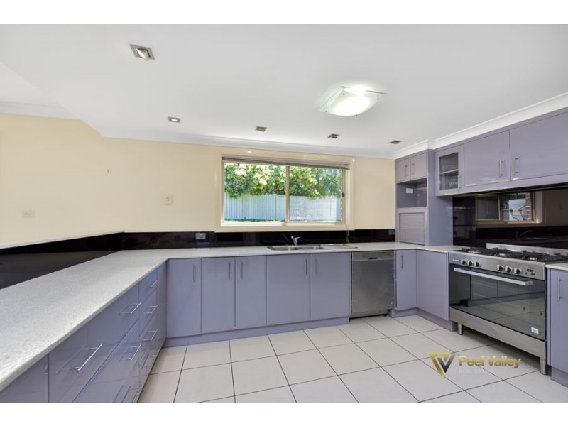 9A The Grove, Tamworth NSW 2340