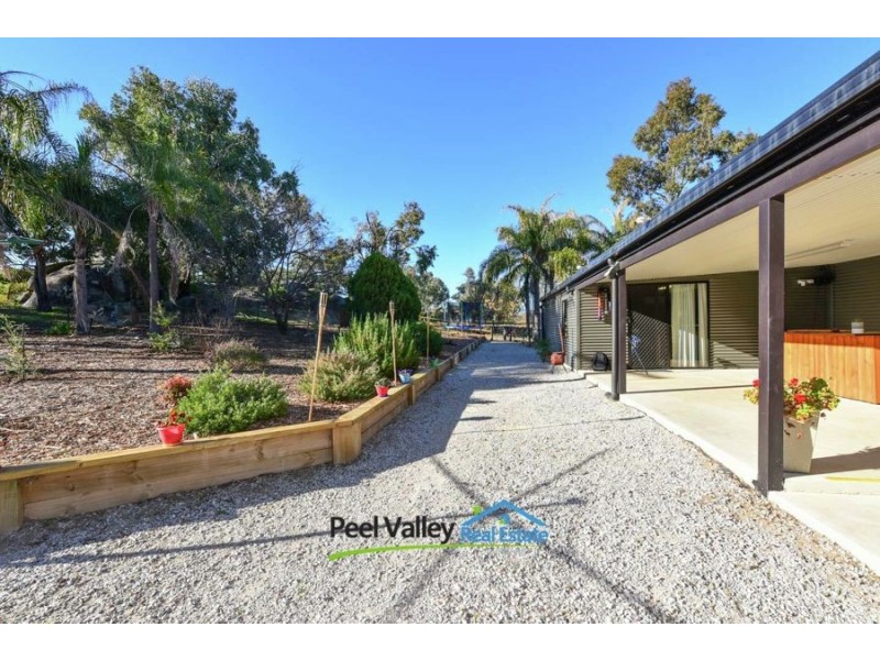 58 Roses Lane, Kootingal NSW 2352