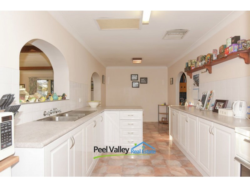 38 Kurrawan Street, Tamworth NSW 2340