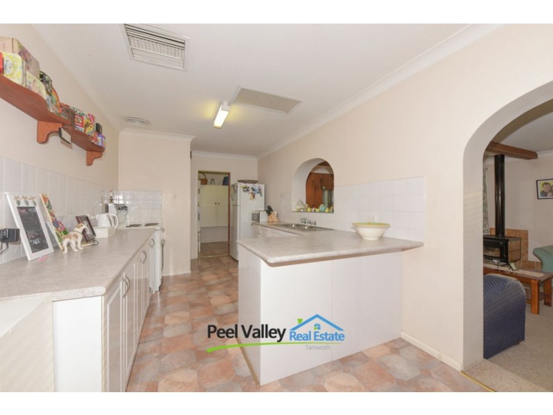 38 Kurrawan Street, Tamworth NSW 2340