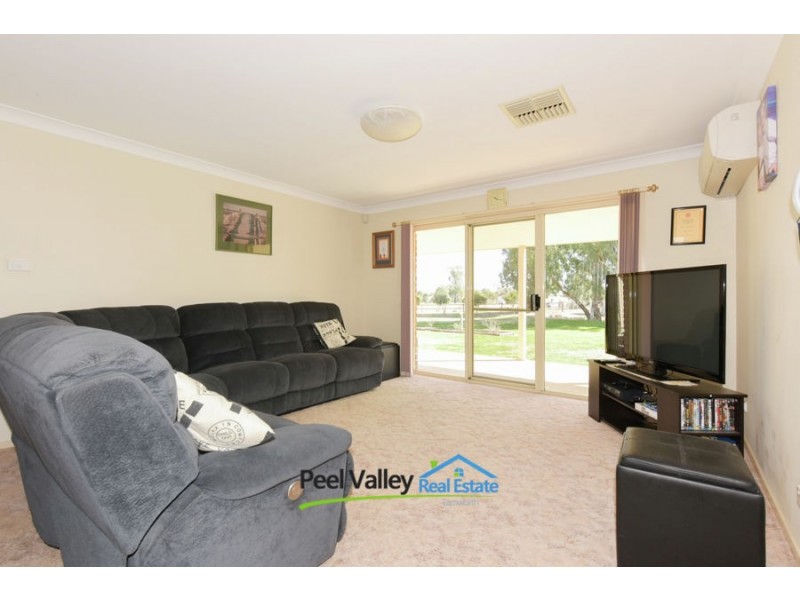 68 Warrah Road, Tamworth NSW 2340