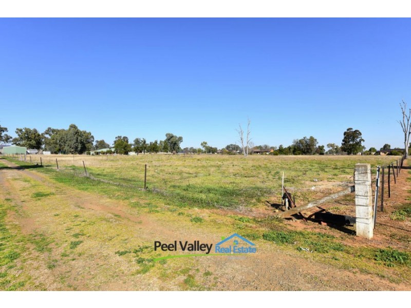 68 Warrah Road, Tamworth NSW 2340