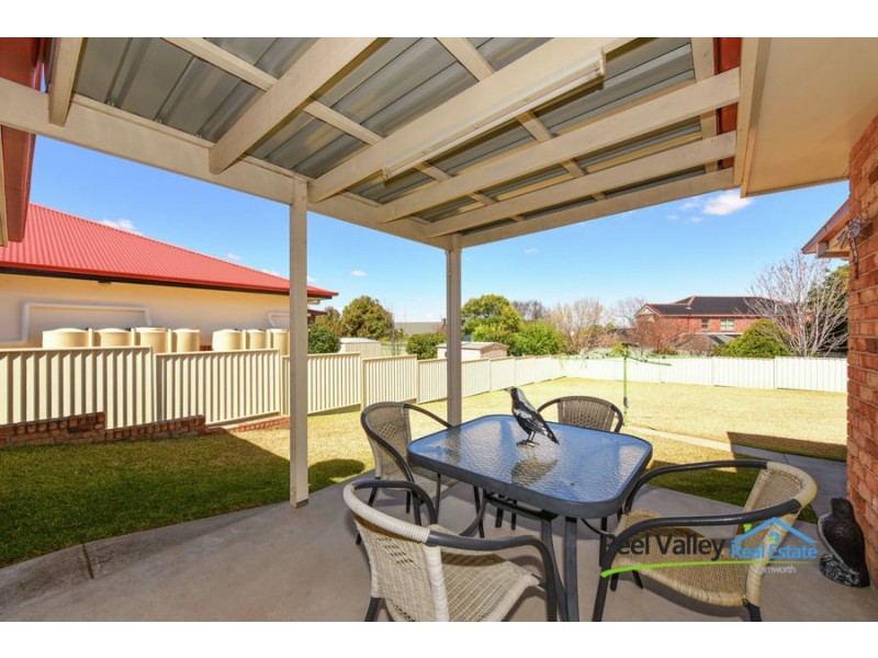 19 Ebony Close, Tamworth NSW 2340