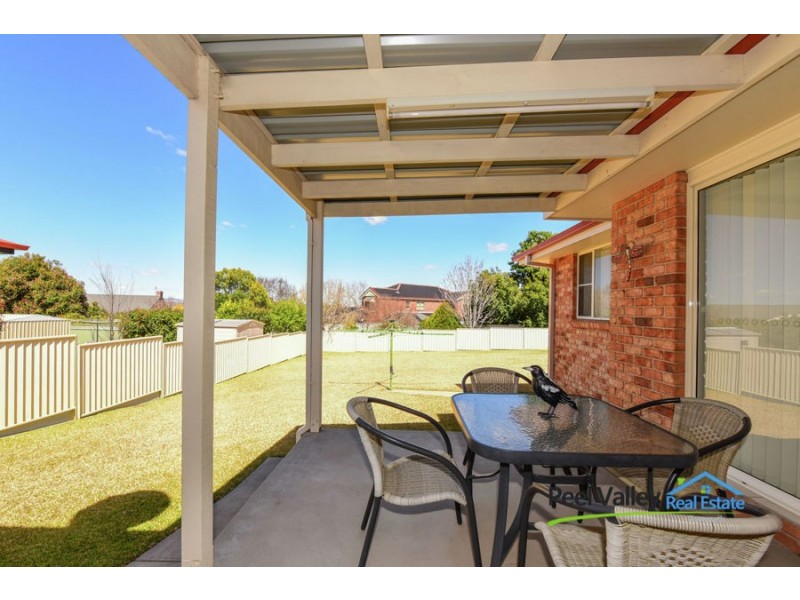 19 Ebony Close, Tamworth NSW 2340