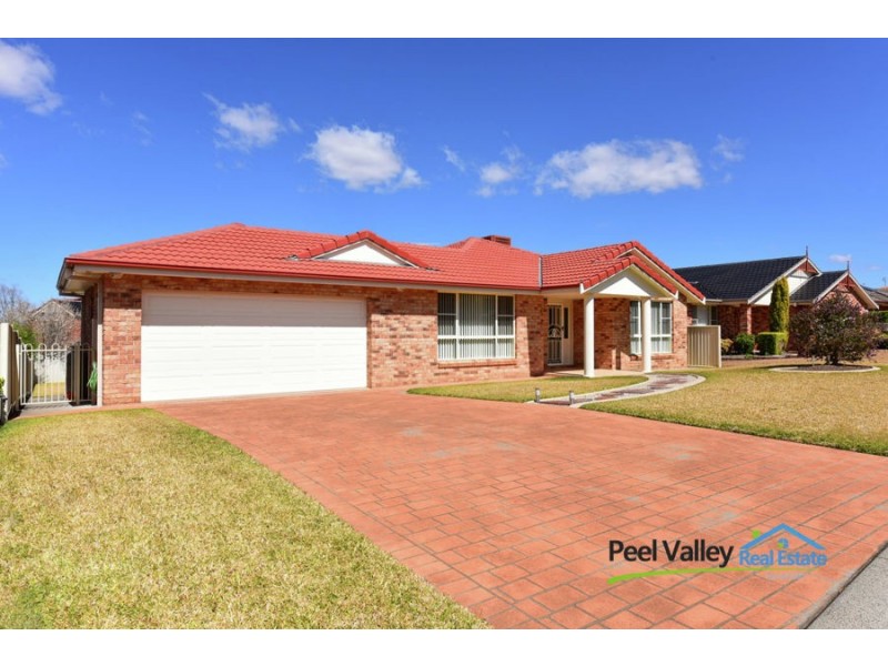 19 Ebony Close, Tamworth NSW 2340
