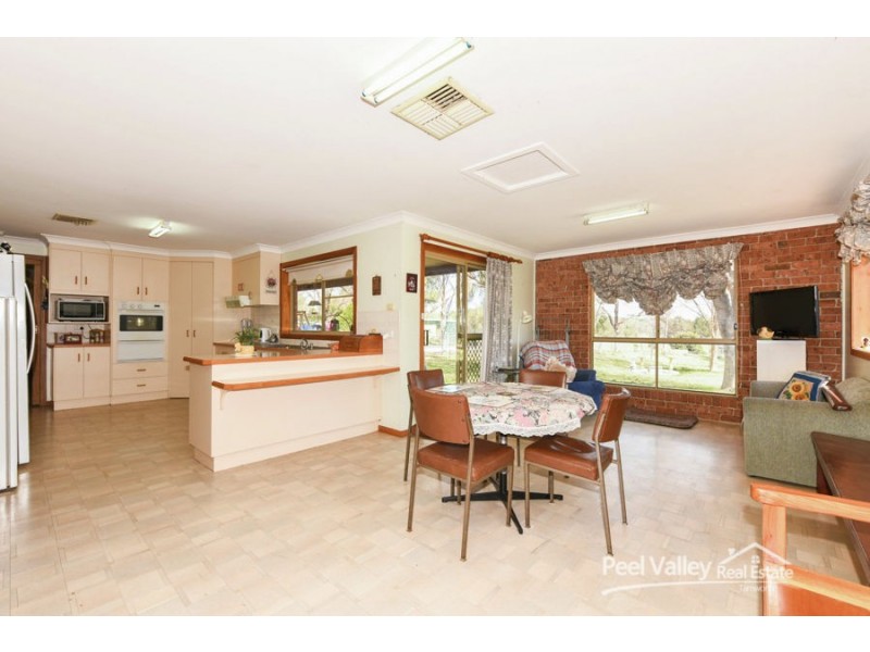 562 Warral Road, Tamworth NSW 2340