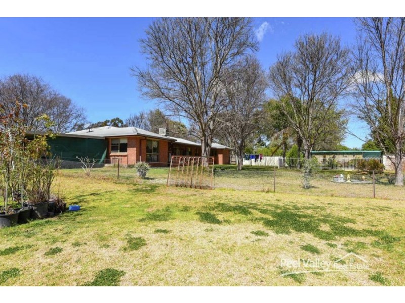 562 Warral Road, Tamworth NSW 2340
