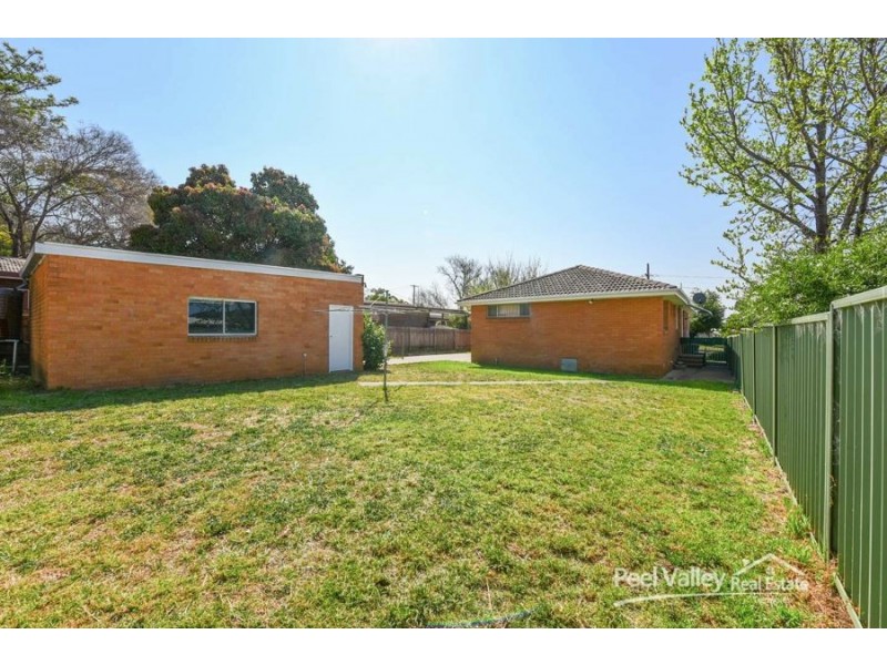 23 Warren Street, Tamworth NSW 2340