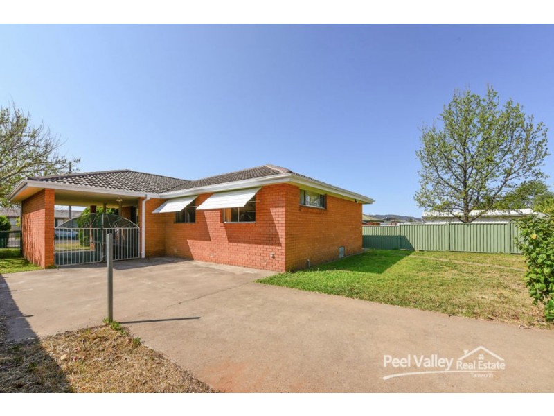 23 Warren Street, Tamworth NSW 2340