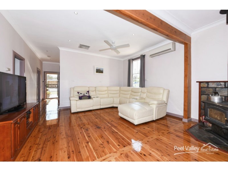 19 Denman Avenue, Kootingal NSW 2352