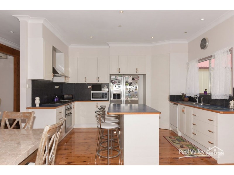 19 Denman Avenue, Kootingal NSW 2352