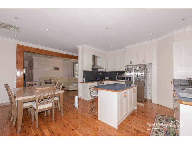 19 Denman Avenue, Kootingal NSW 2352