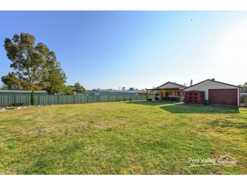19 Denman Avenue, Kootingal NSW 2352