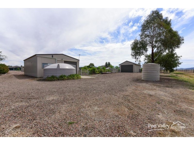 34 Palmer Drive, Tamworth NSW 2340