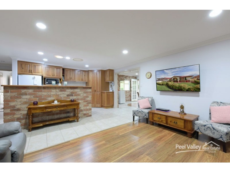 17 Ebony Close, Tamworth NSW 2340