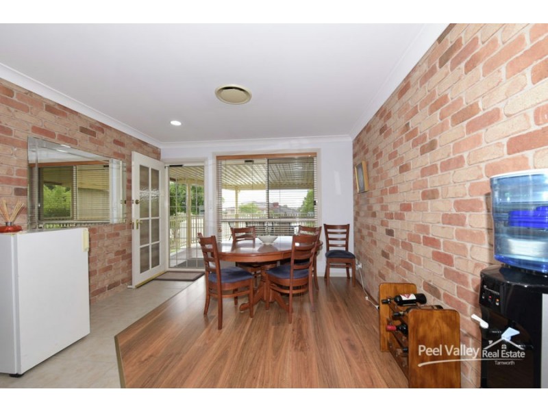 17 Ebony Close, Tamworth NSW 2340