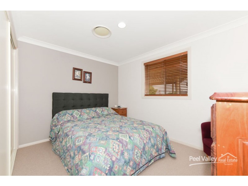 17 Ebony Close, Tamworth NSW 2340