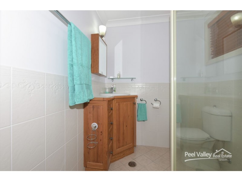 17 Ebony Close, Tamworth NSW 2340