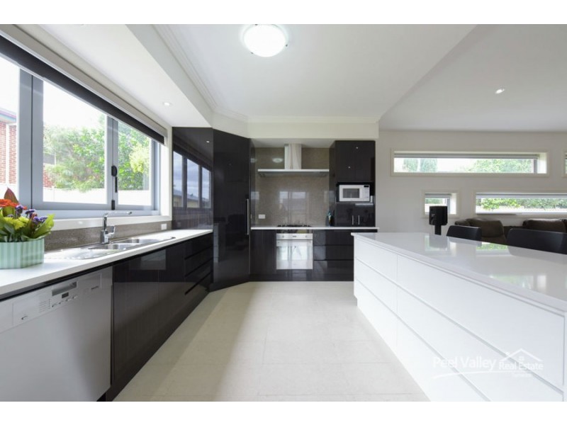 42 Johnston Street, Tamworth NSW 2340