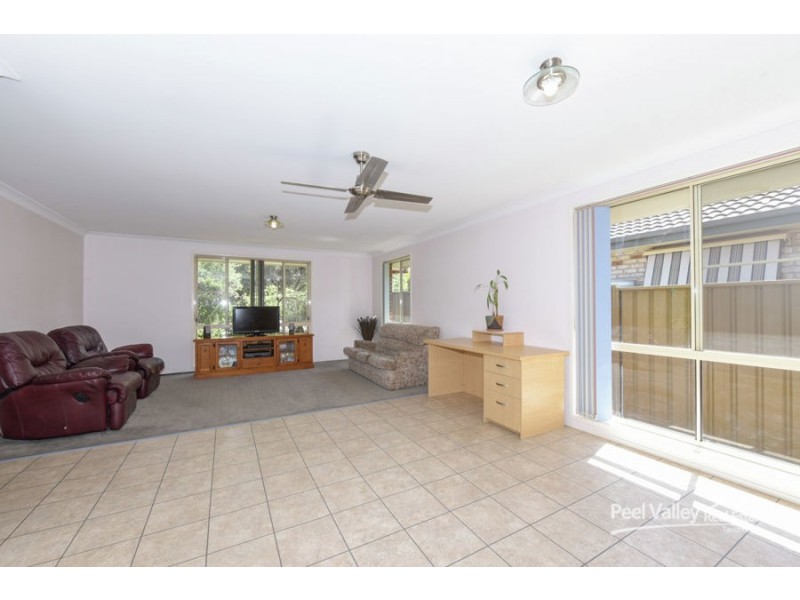 20 Carole Drive, Kootingal NSW 2352