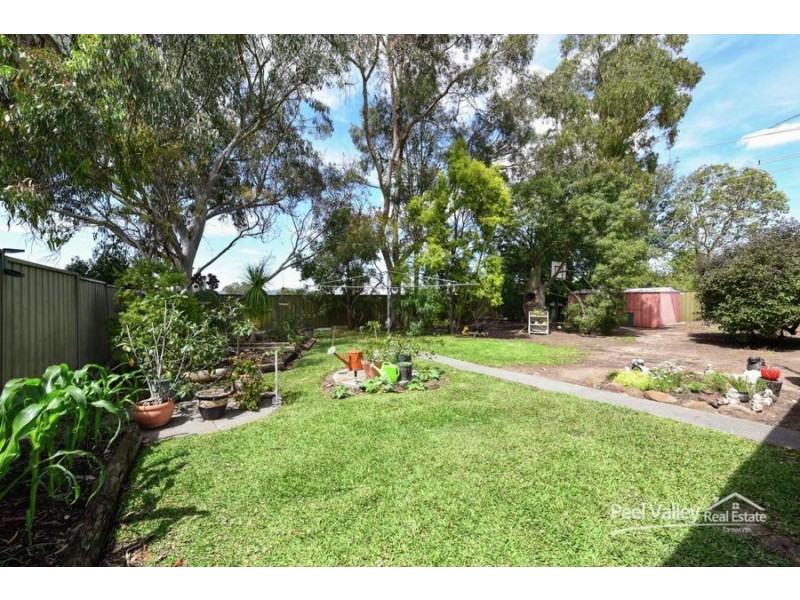 20 Carole Drive, Kootingal NSW 2352