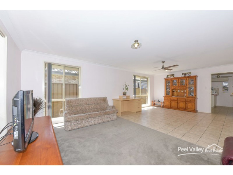 20 Carole Drive, Kootingal NSW 2352