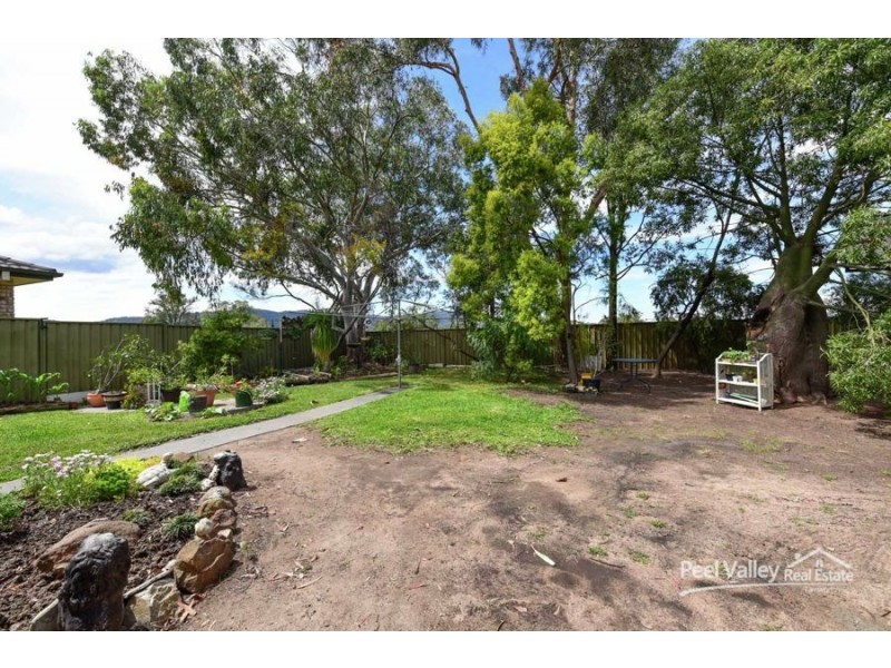 20 Carole Drive, Kootingal NSW 2352