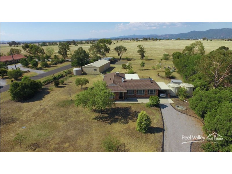 1 Goderich Court, Tamworth NSW 2340