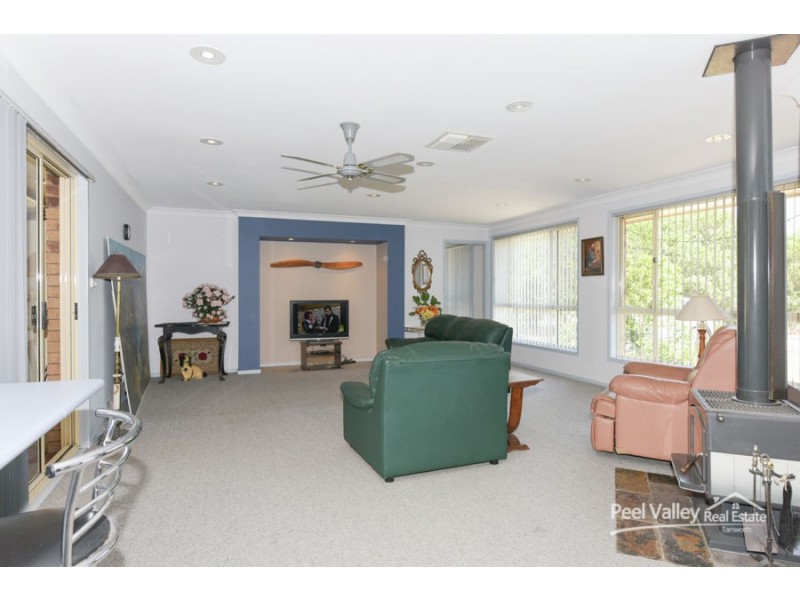 1 Goderich Court, Tamworth NSW 2340