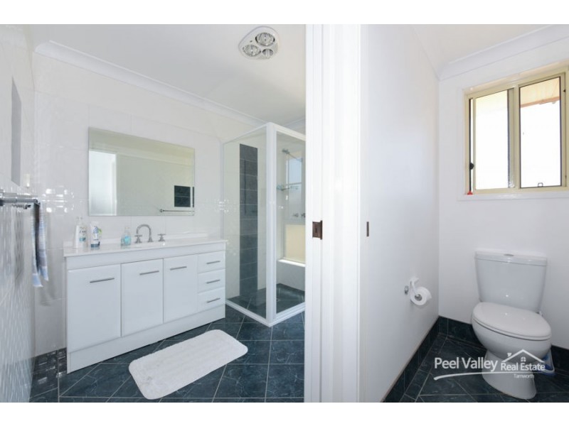 1 Goderich Court, Tamworth NSW 2340