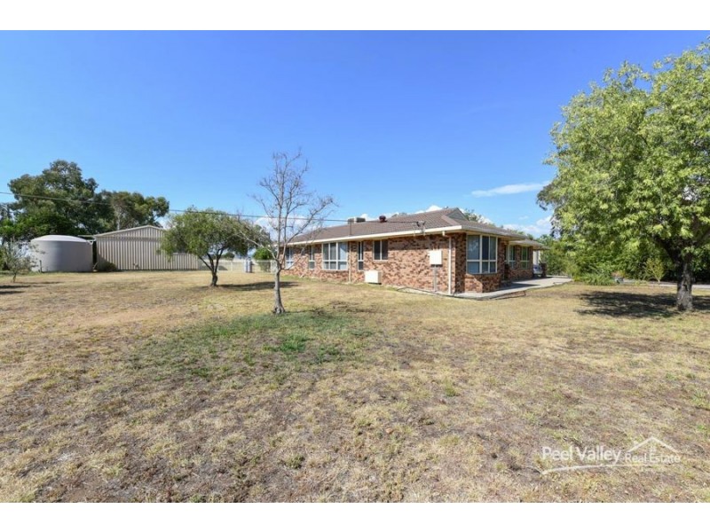 1 Goderich Court, Tamworth NSW 2340