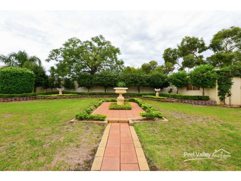 10 Minimbah Close, Tamworth NSW 2340