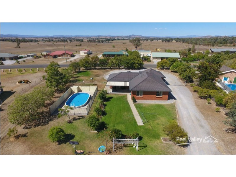 15 Palmer Drive, Tamworth NSW 2340