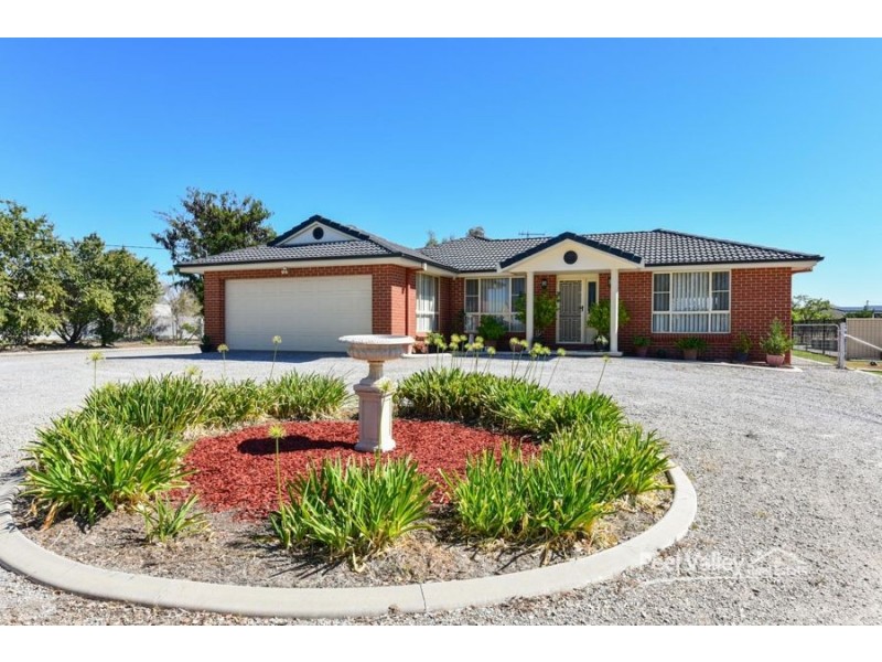 15 Palmer Drive, Tamworth NSW 2340