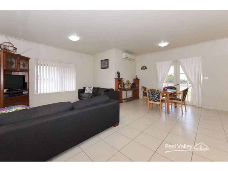 19 Palmer Drive, Tamworth NSW 2340