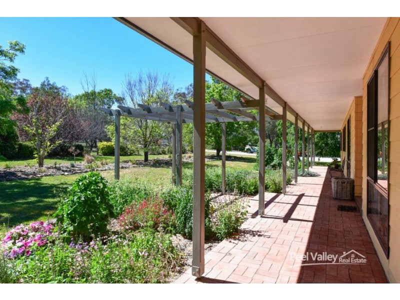 289 Tintinhull Road, Tamworth NSW 2340